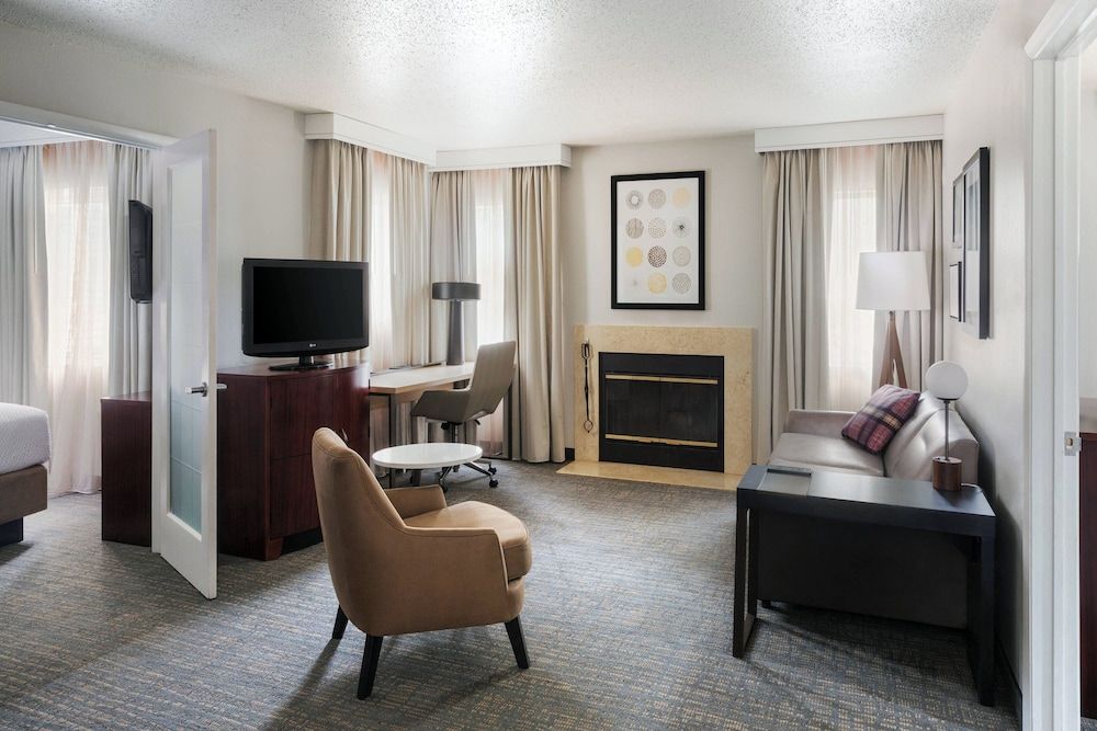 Suite, 2 Bedrooms (Hearing Accessible)