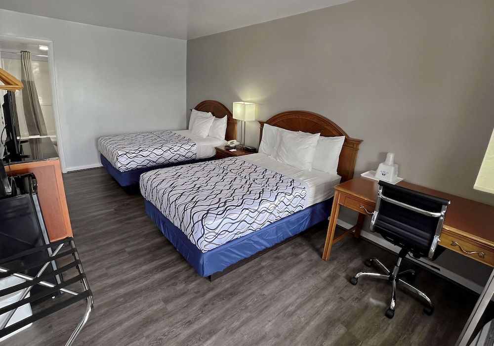 Room, 2 Double Beds, Non Smoking