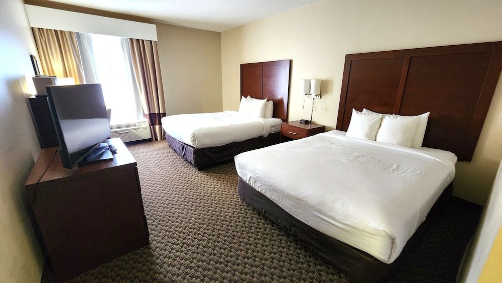 Standard Room, 2 Queen Beds, Non Smoking
