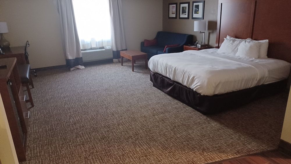 Studio Suite, 1 King Bed, Non Smoking