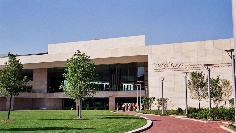 undefined Holiday Inn Express Philadelphia - Penns Landing by IHG 7