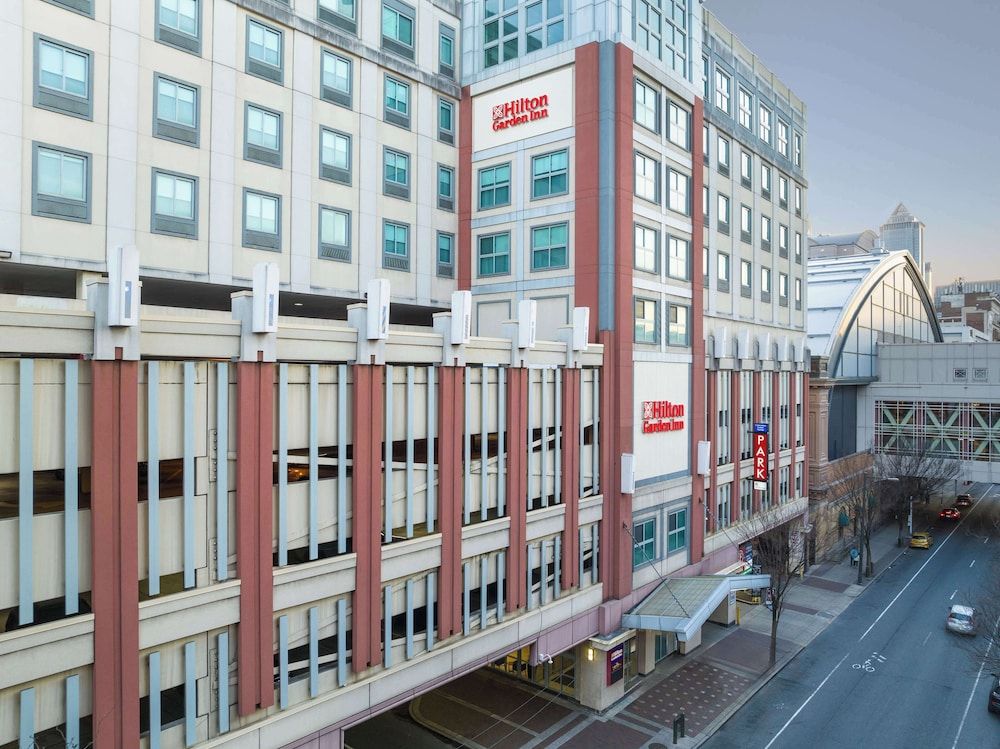 undefined Hilton Garden Inn Philadelphia Center City 3