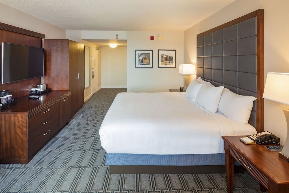 Deluxe Room, 1 King Bed