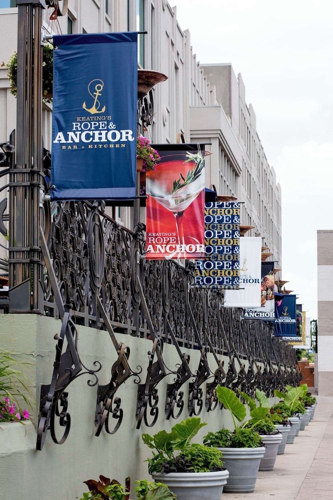 undefined Hilton Philadelphia at Penn's Landing 6