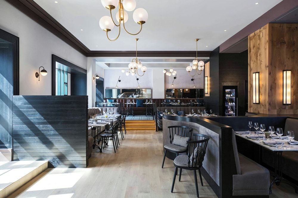 undefined Renaissance Philadelphia Downtown Hotel 9