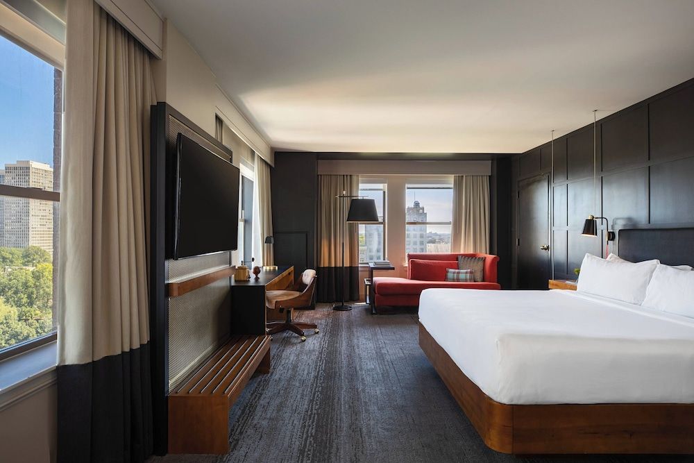 Renaissance Philadelphia Downtown Hotel Room, 1 King Bed, Non Smoking 5