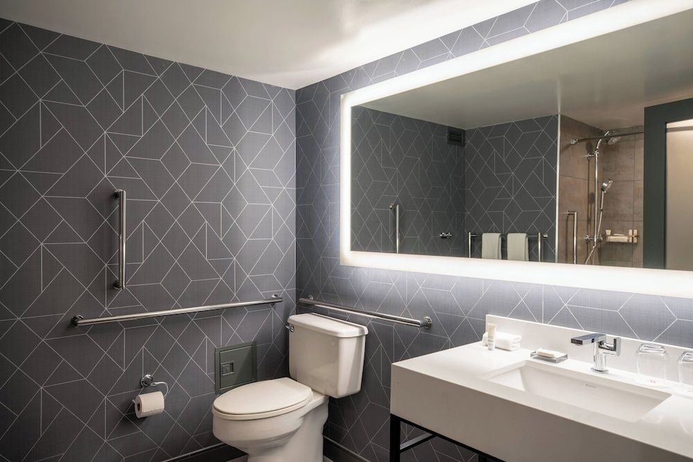 undefined Philadelphia Marriott Old City