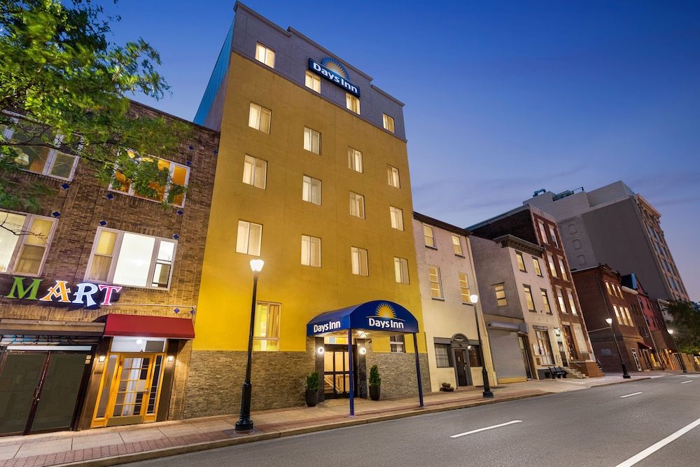 undefined Days Inn by Wyndham Philadelphia Convention Center 2