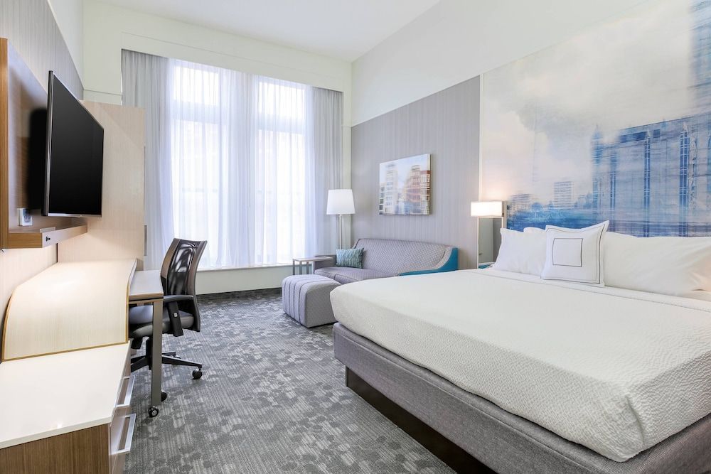 Room, 1 King Bed, Non Smoking