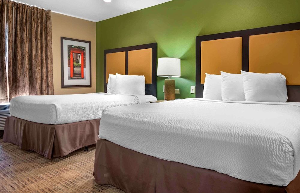 undefined Extended Stay America Suites Pittsburgh Airport 3