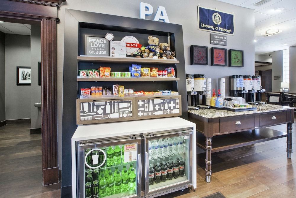 undefined Hampton Inn Pittsburgh University/Medical Center 9