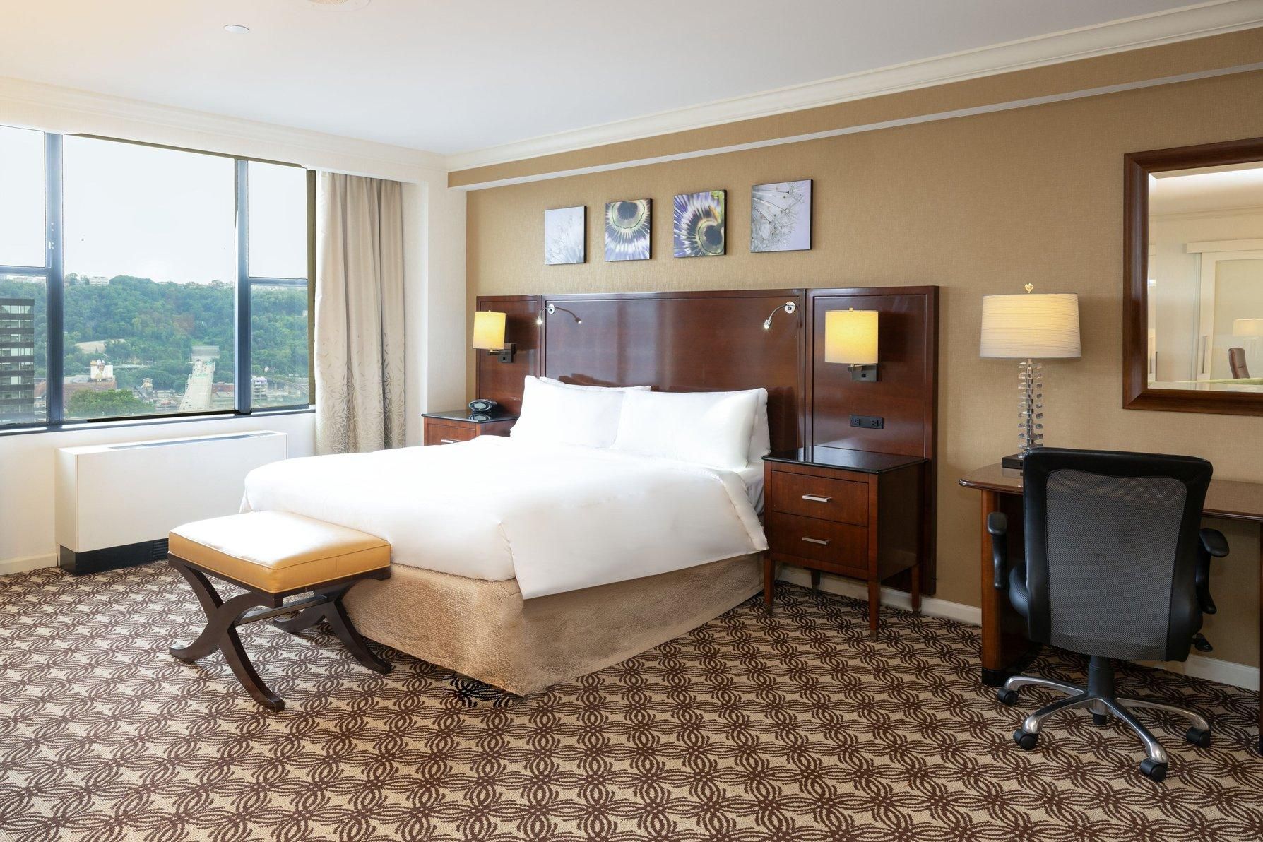 Golden Suite, Concierge lounge access, Suite, 1 King, Sofa bed