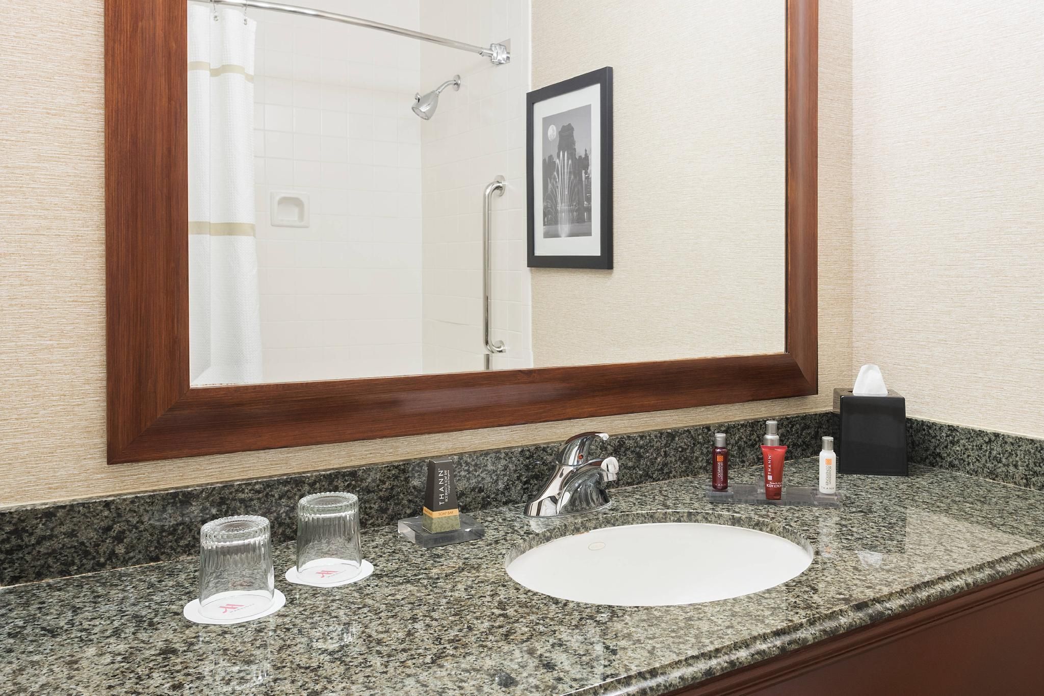 Golden Suite, Concierge lounge access, Studio Suite, 1 King, Sofa bed, City view, Top floor