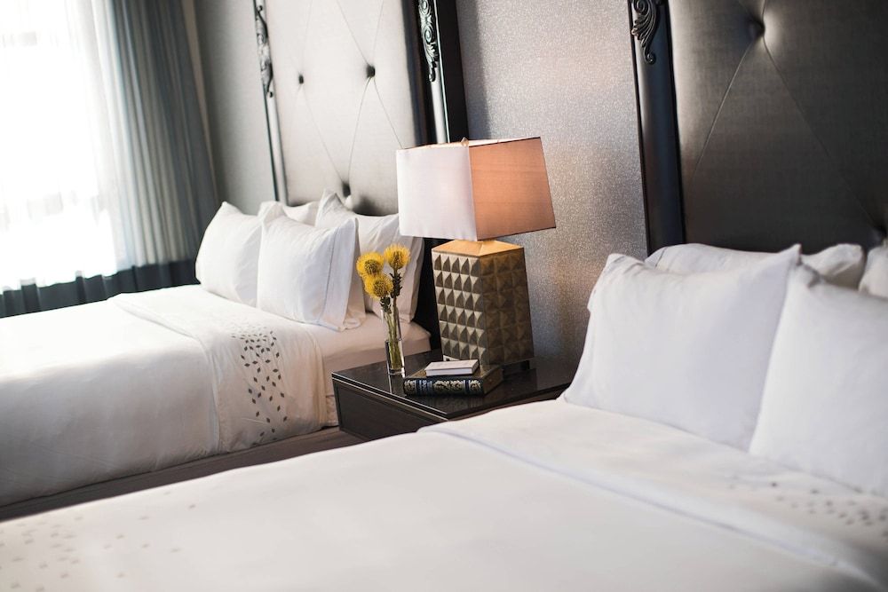 Renaissance Pittsburgh Hotel