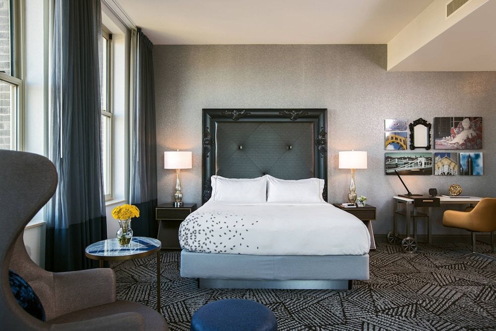 Renaissance Pittsburgh Hotel