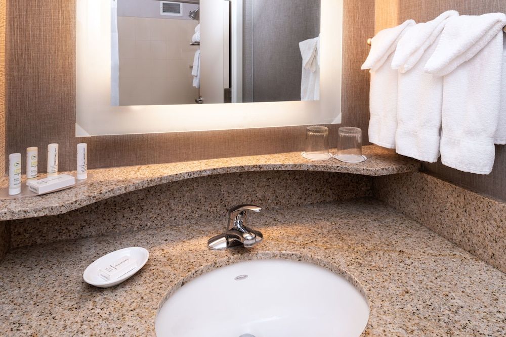 Springhill Suites by Marriott Pittsburgh North Shore Studio, Multiple Beds, Non Smoking 5