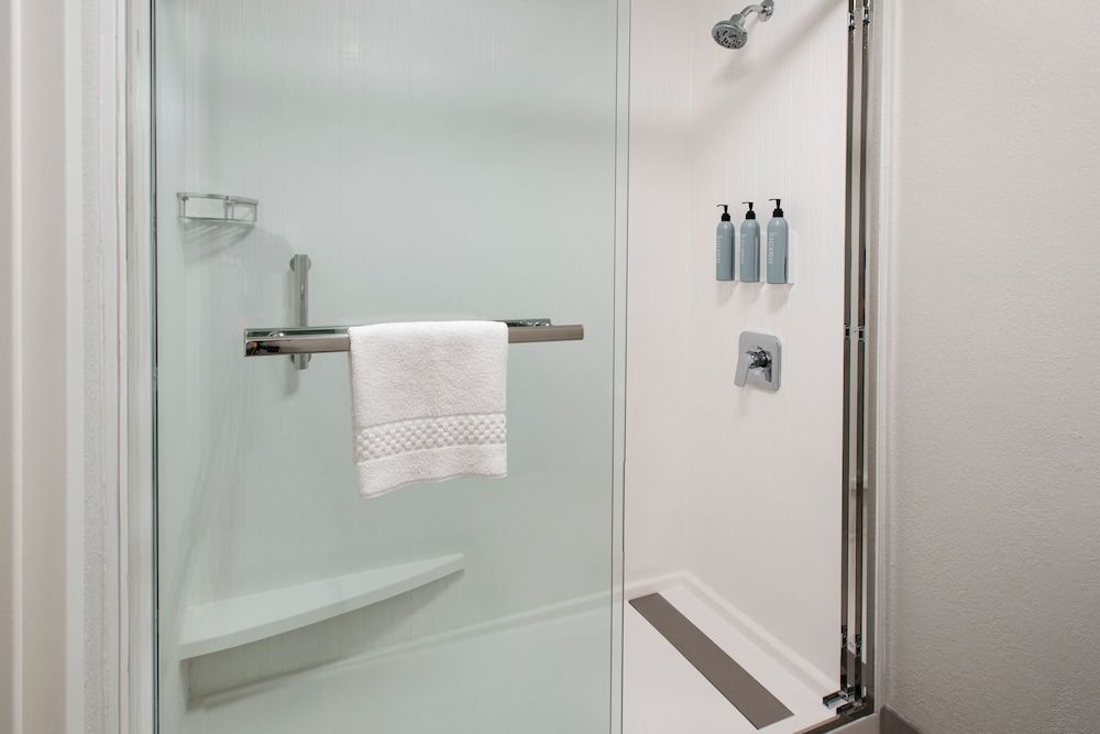 Room, 2 Double Beds (Hearing Accessible)