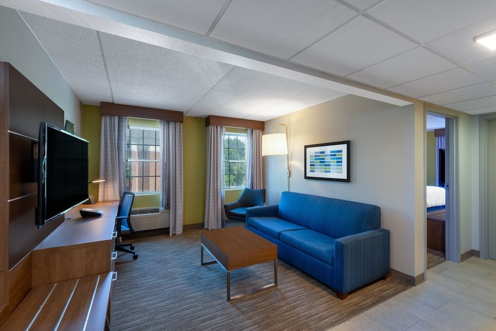 undefined Holiday Inn Express State College at Williamsburg Square by IHG 10