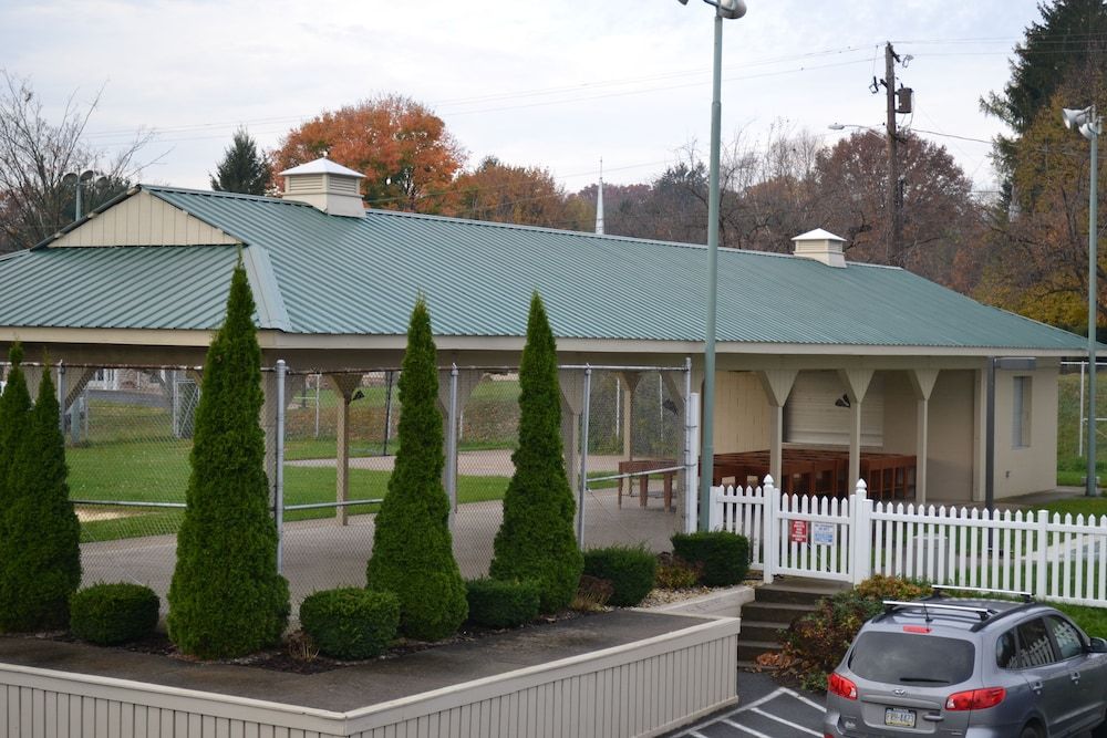 undefined Ramada by Wyndham State College Hotel & Conference Center 4