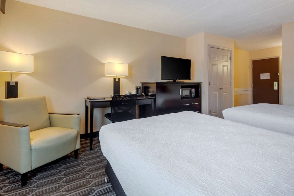 Best Western Plus Poconos Hotel Standard Room, 2 Double Beds, Accessible, Refrigerator & Microwave