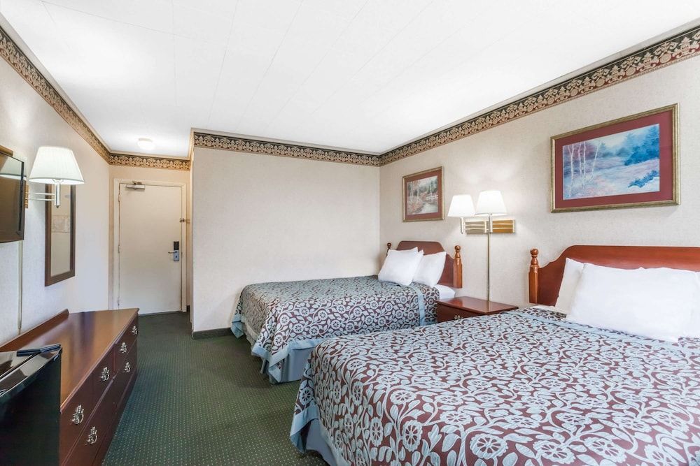 Standard Room, 2 Double Beds