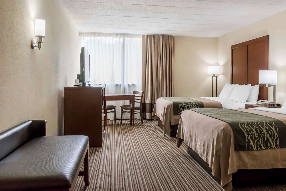 Standard Room, 2 Queen Beds, Non Smoking