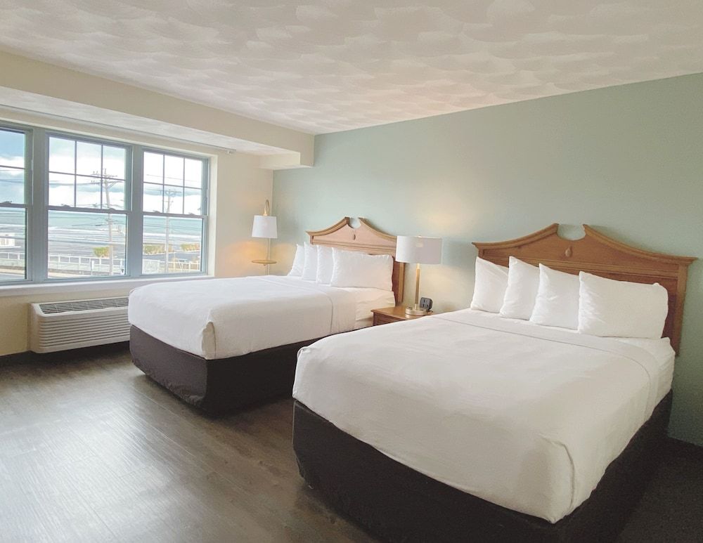Standard Room, 2 Double Beds (Main Building)