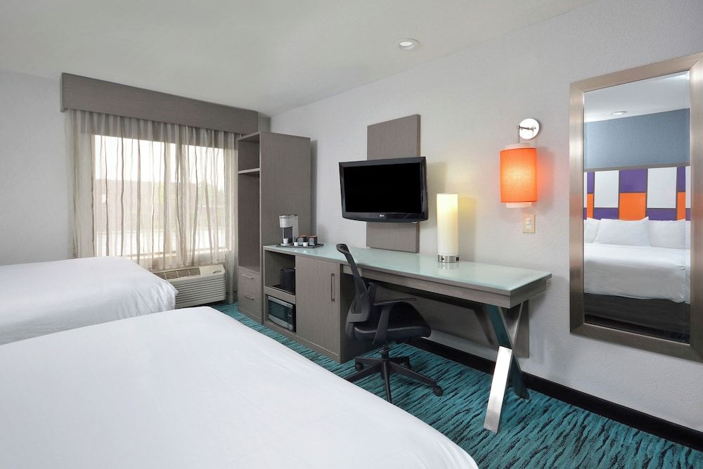 Inn @ Clemson Double Room, 2 Queen Beds 3