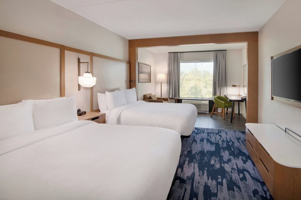 Room, 2 Queen Beds, Non Smoking