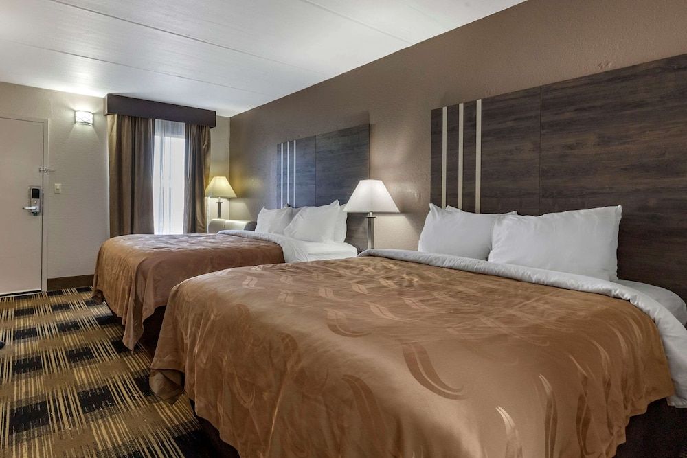 Standard Room, 2 Queen Beds, Non Smoking