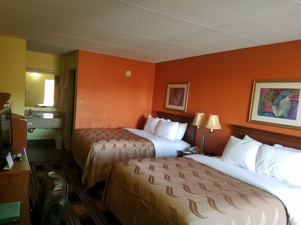Standard Room, 2 Queen Beds, Non Smoking