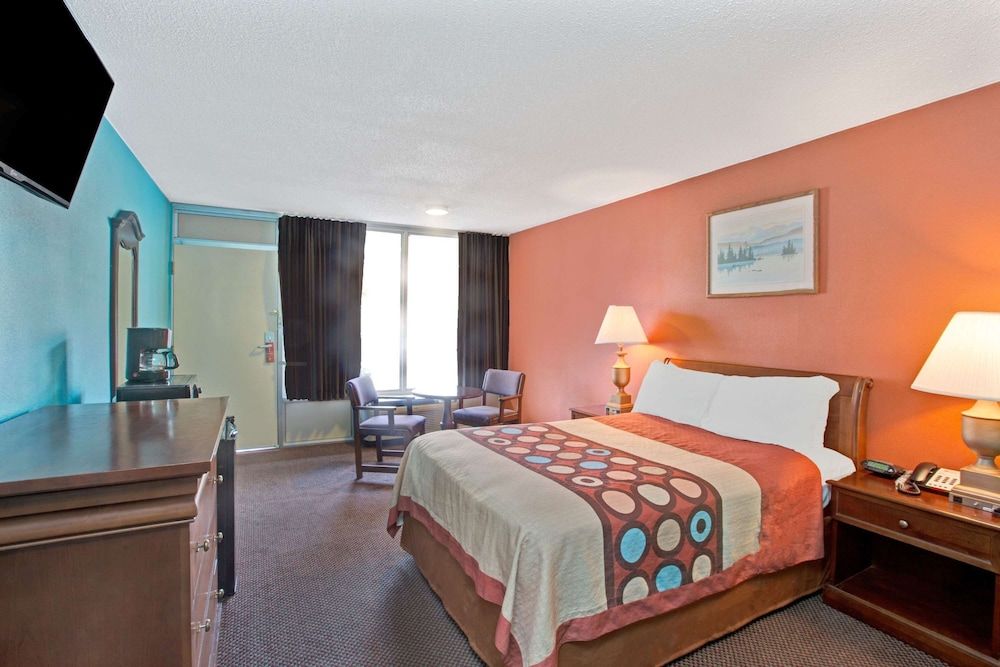 Room, 1 Double Bed, Accessible, Smoking (Mobility Accessible)