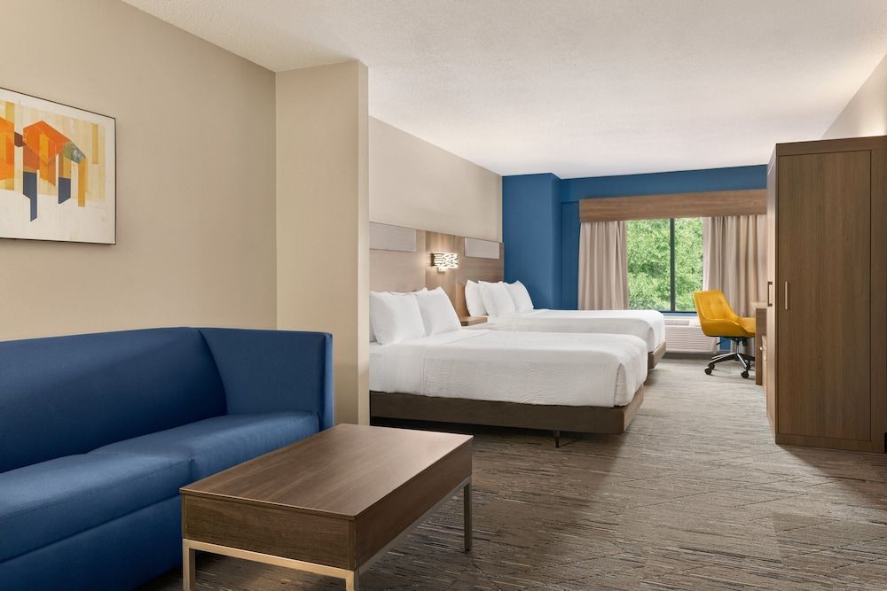 Suite, 2 Queen Beds, Accessible (Mobility)