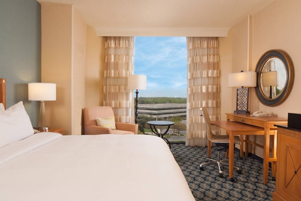 Room, 1 King Bed, Non Smoking