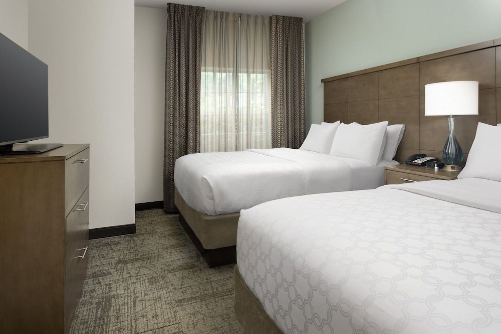 Suite, 2 Bedrooms, Kitchen