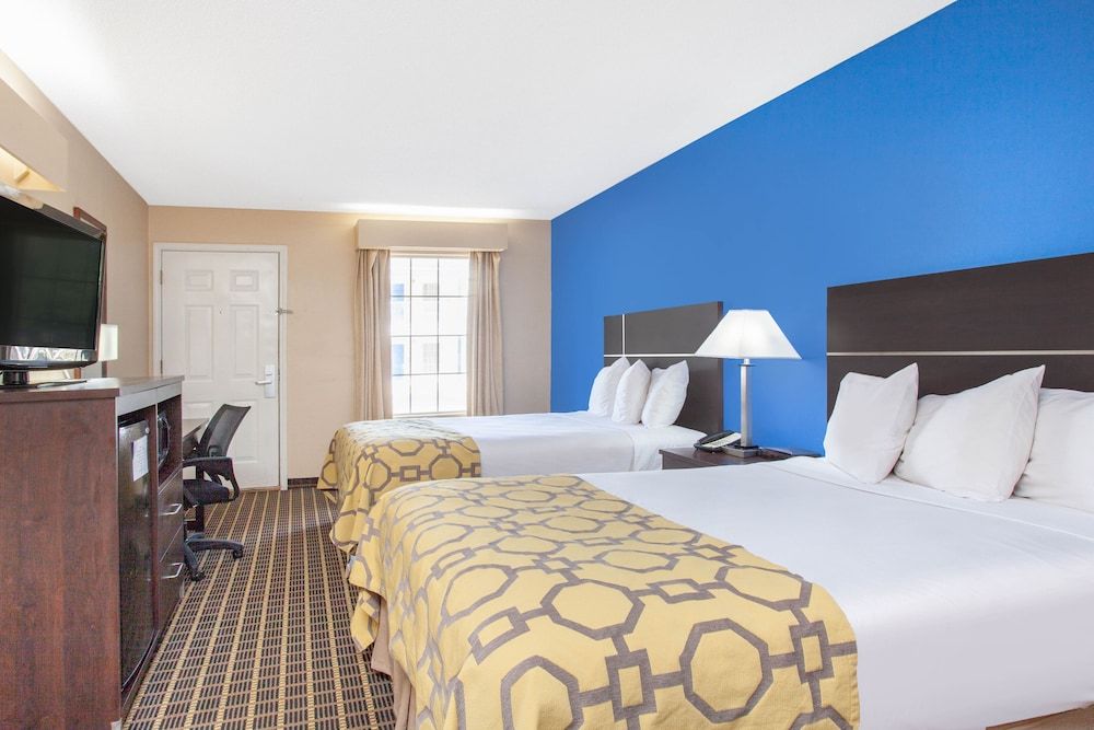 Standard Room, 2 Double Beds, Accessible, Non Smoking