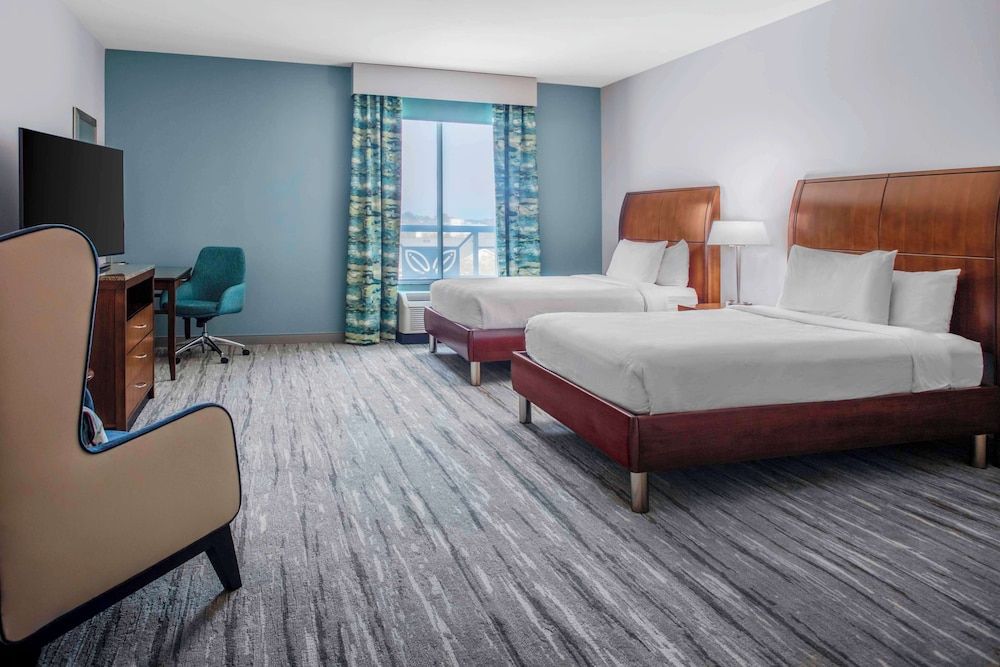 Room, 2 Queen Beds, Accessible, Non Smoking (Hearing Impaired)