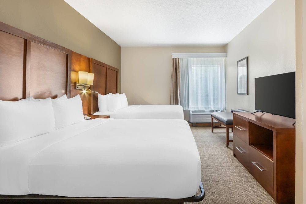 Suite, 2 Queen Beds, Non Smoking