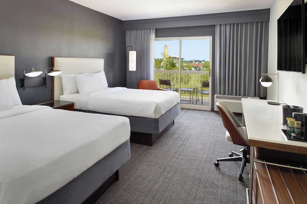 Room, 2 Queen Beds, Non Smoking, Balcony
