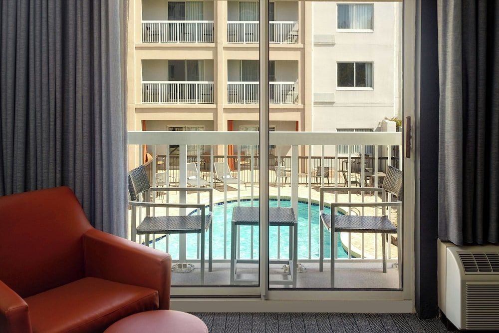 Room, 2 Queen Beds, Non Smoking, Balcony