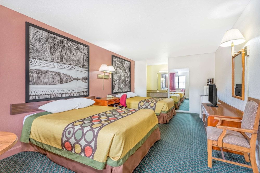 Room, 2 Queen Beds, Non Smoking