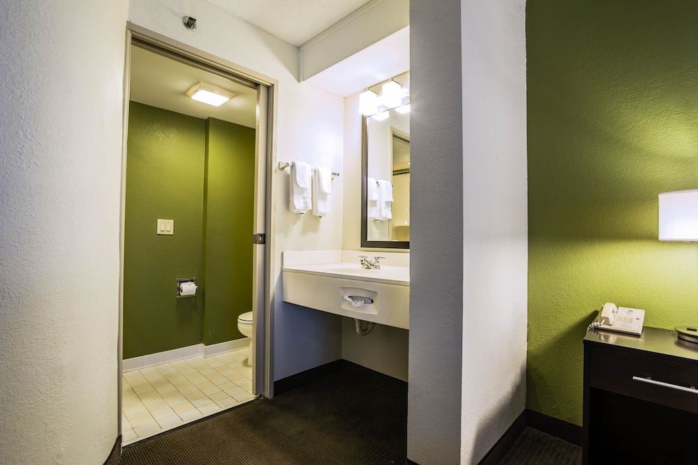 Standard Room, 2 Queen Beds, Non Smoking