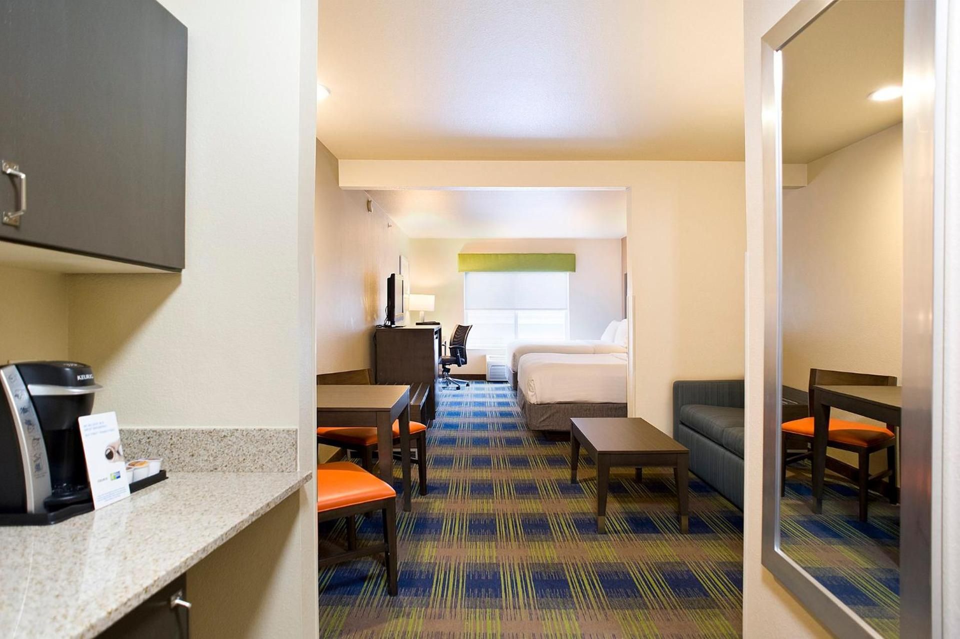 Queen Suite with Two Queen Beds and Sofa Bed