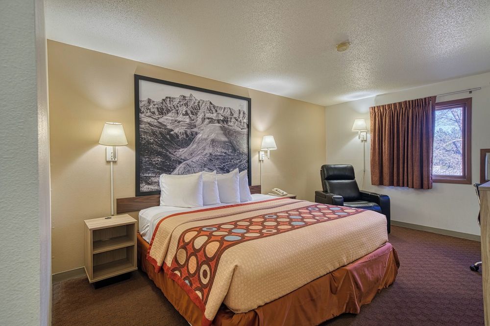 Room, 1 Queen Bed, Accessible, Non Smoking (Bathtub w/ Grab Bars)