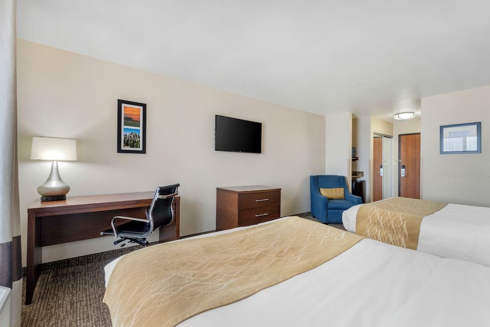 Standard Room, 2 Queen Beds, Non Smoking