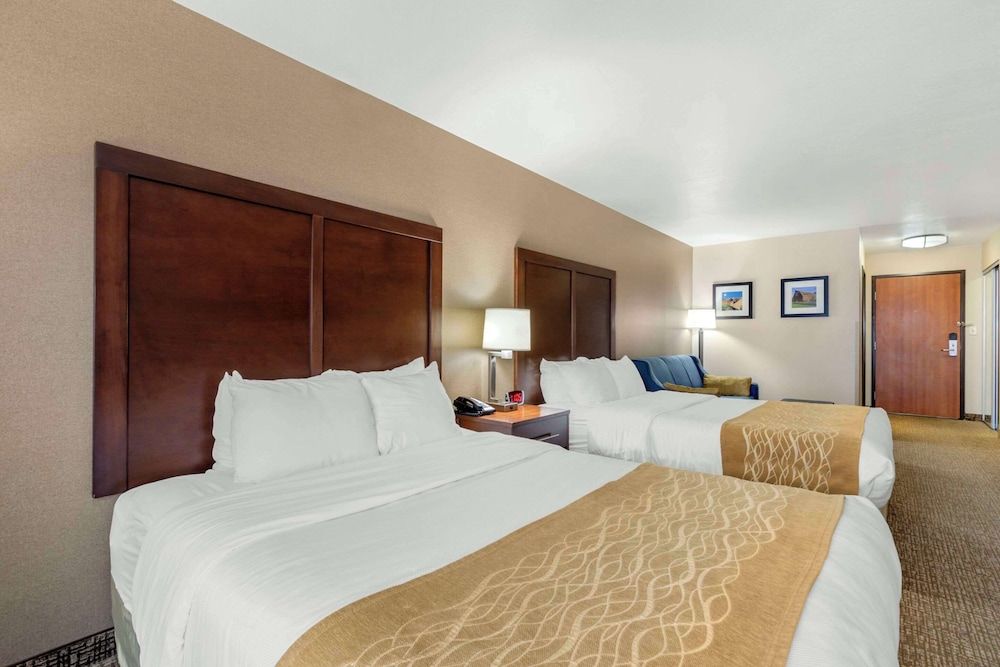 Standard Room, 2 Queen Beds, Non Smoking