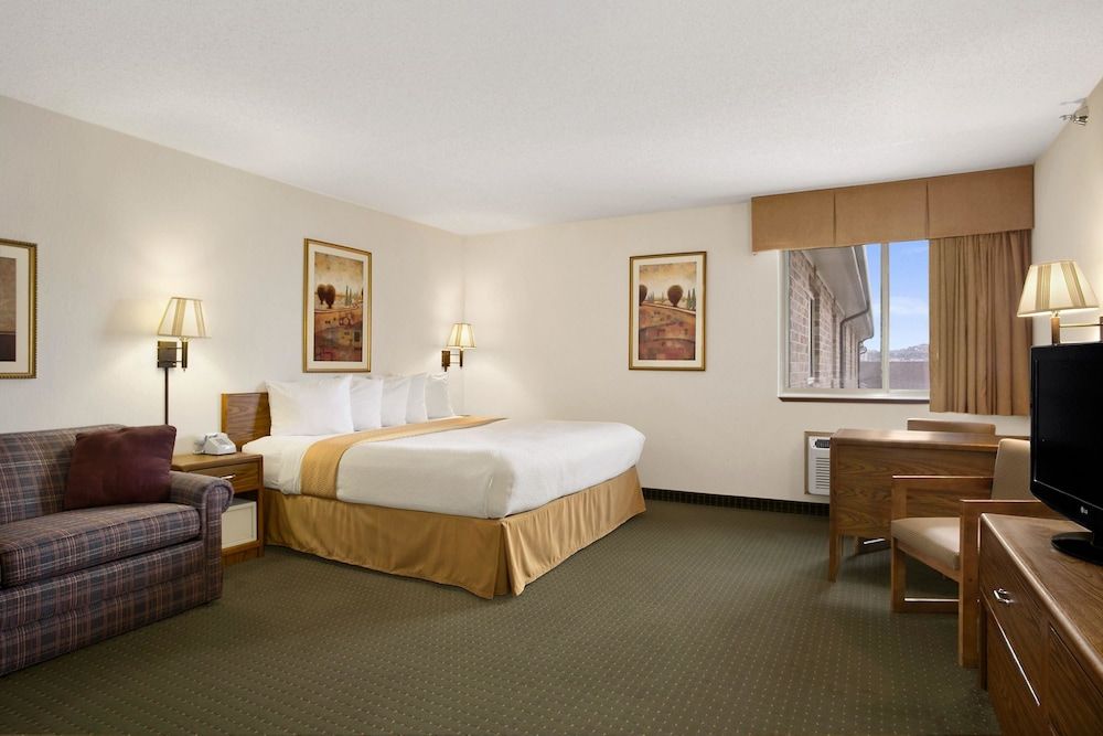 Studio Suite, 1 King Bed, Non Smoking