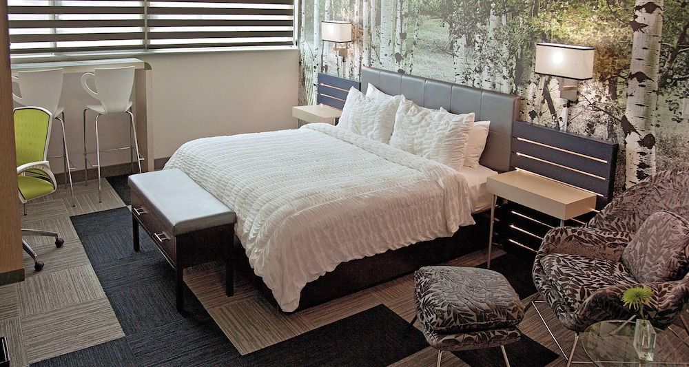 Standard Room, 1 King Bed, Non Smoking, City View