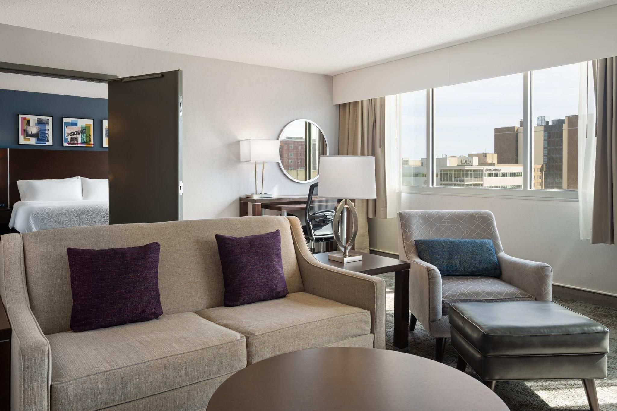 1 King 1 Bedroom Suite