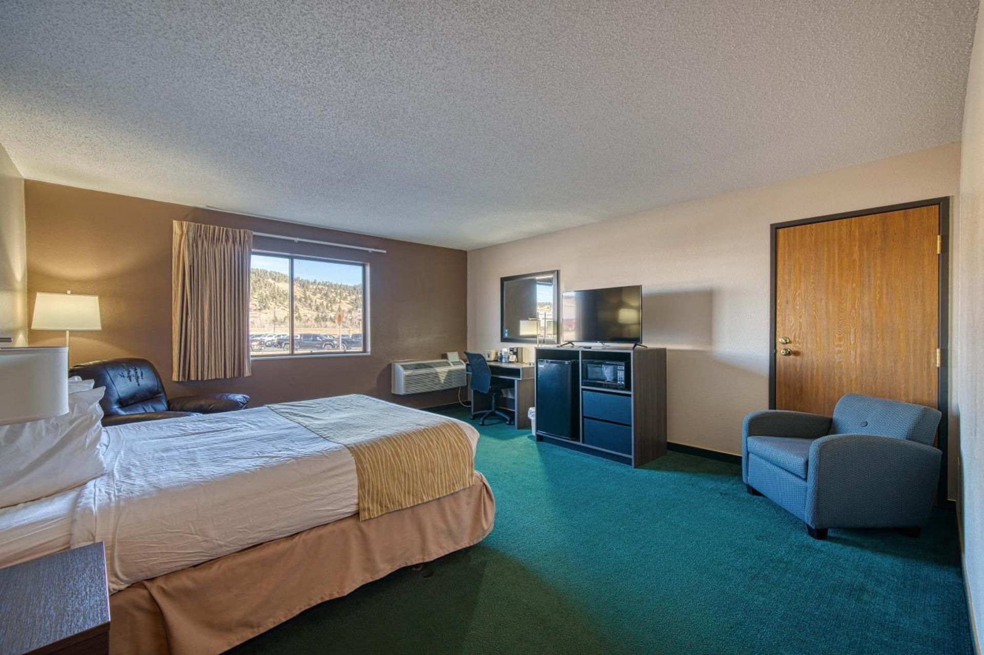 1 Queen Bed Accessible Room Non-Smoking